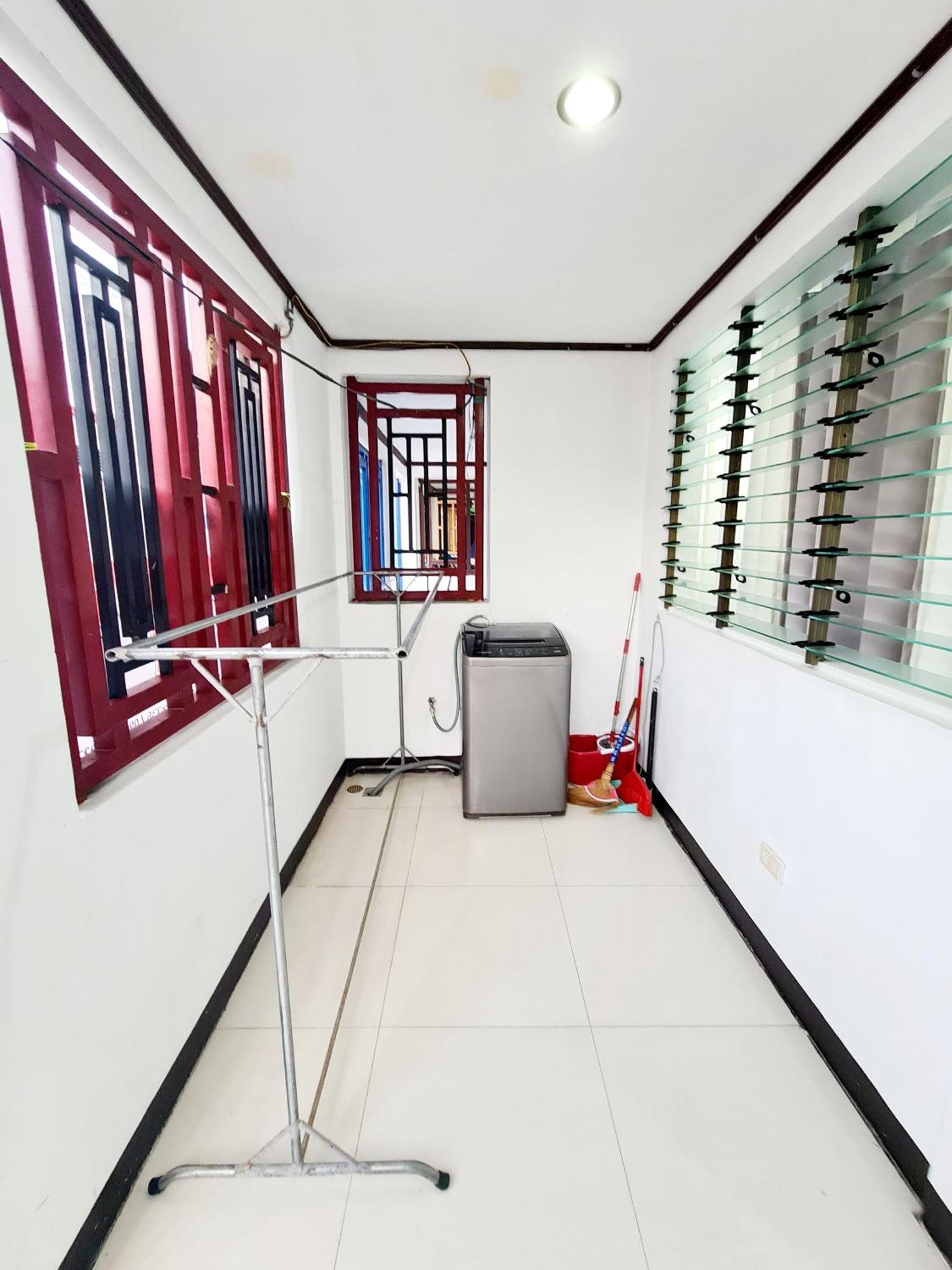 Calapan City Fully Furnished House Transient Near Xentromall L39 Exterior photo