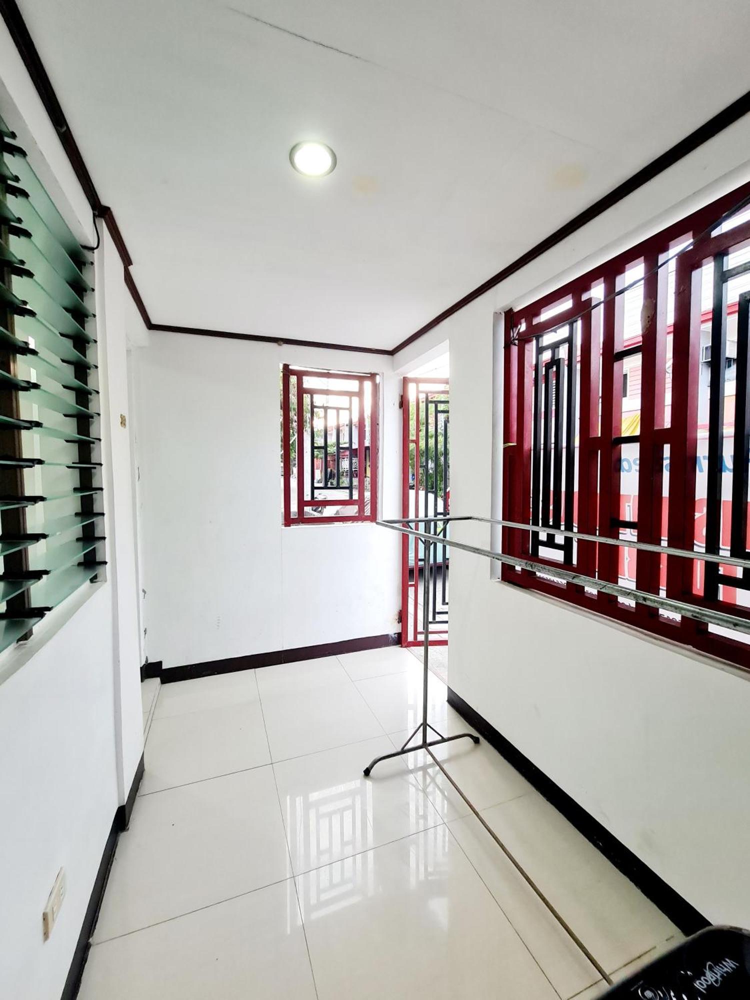 Calapan City Fully Furnished House Transient Near Xentromall L39 Exterior photo