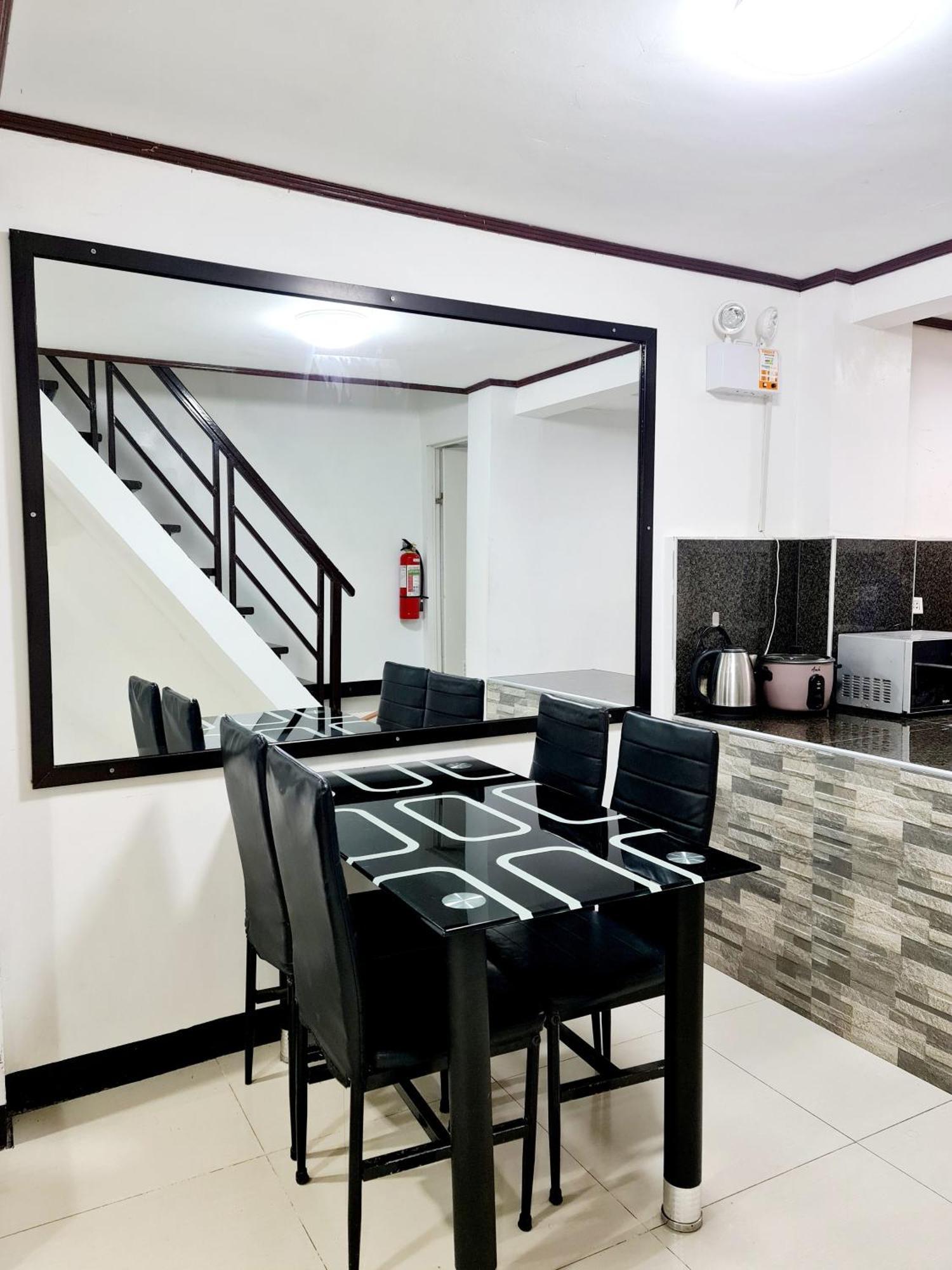 Calapan City Fully Furnished House Transient Near Xentromall L39 Exterior photo